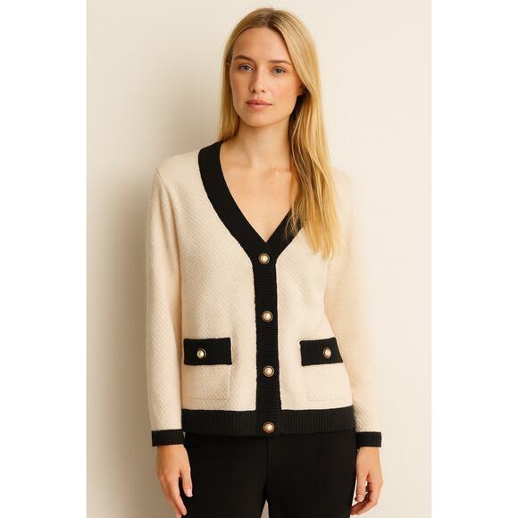 NWT Casly Lamiit V-Neck Cream Cardigan Sweater M Pearl Button Academia Preppy - Picture 1 of 14